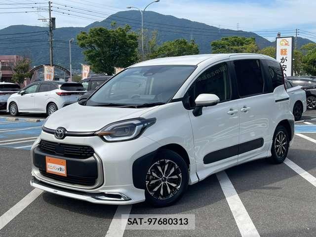 Toyota SIENTA 2023-10 8652277-13
