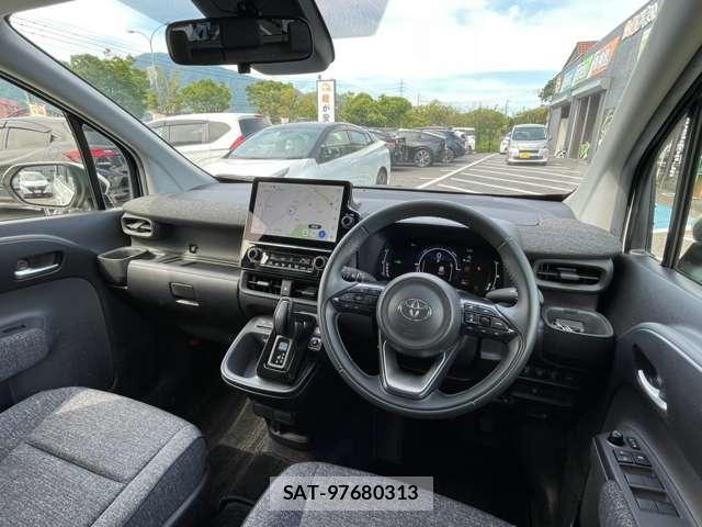 Toyota SIENTA 2023-10 8652277-6