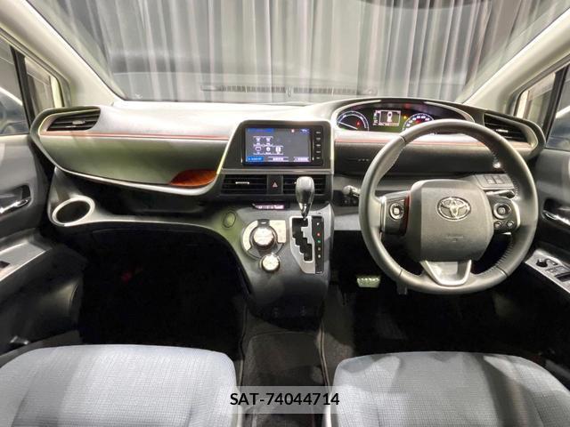 Toyota SIENTA 2016-01 8652281-1