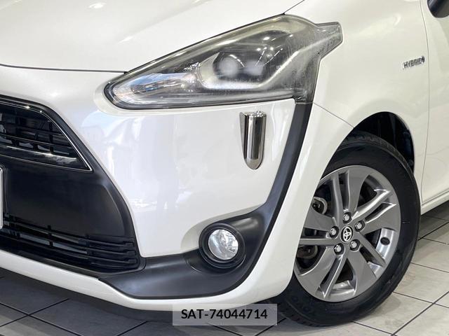 Toyota SIENTA 2016-01 8652281-12