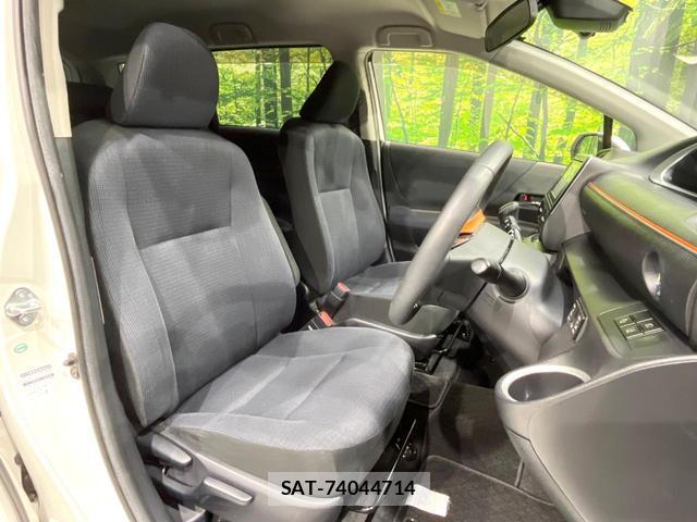 Toyota SIENTA 2016-01 8652281-7
