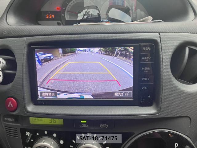 Toyota SIENTA 2015-09 8652425-6