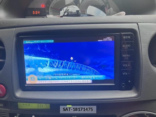Toyota SIENTA 2015-09 8652425-7