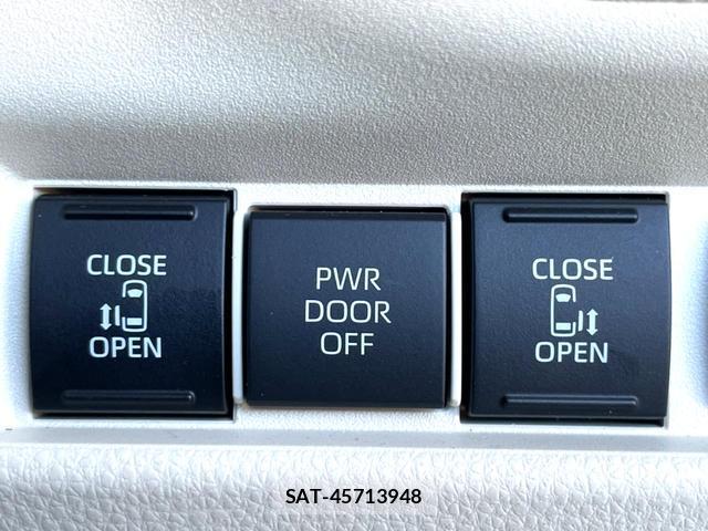 Toyota SIENTA 2023-03 8652453-4