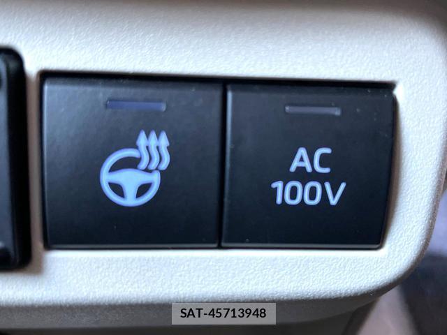 Toyota SIENTA 2023-03 8652453-6