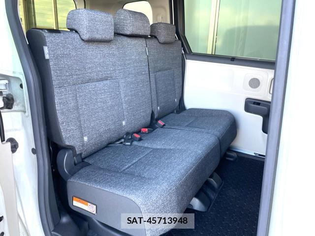 Toyota SIENTA 2023-03 8652453-9
