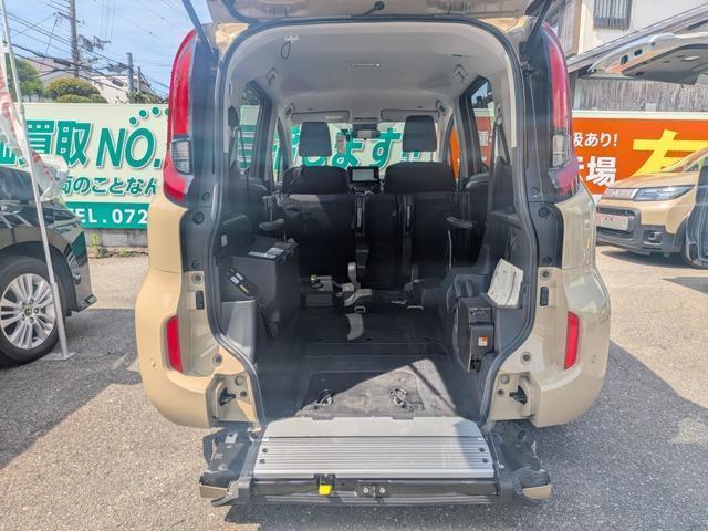 Toyota SIENTA 2023-08 8652525-1