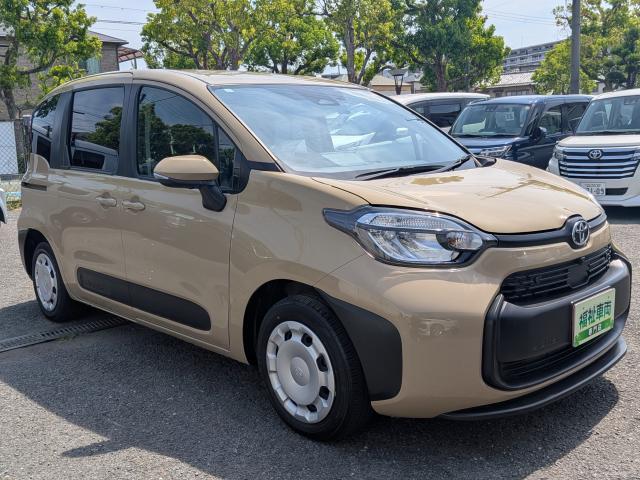 Toyota SIENTA 2023-08 8652525-12