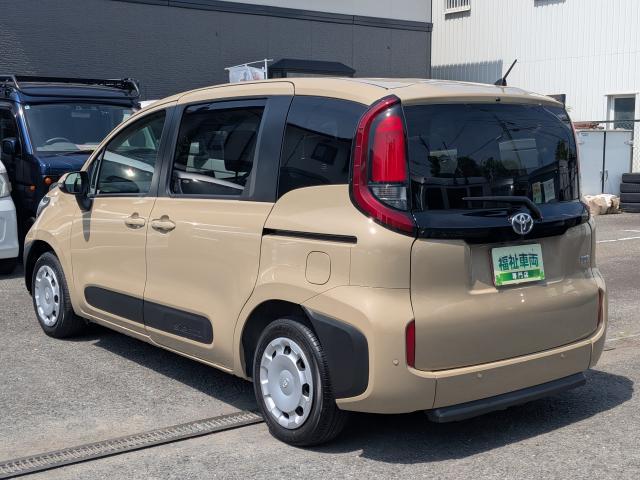 Toyota SIENTA 2023-08 8652525-15