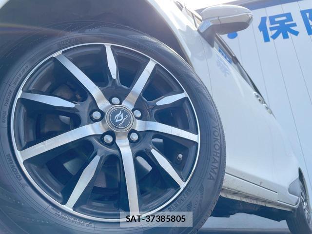 Toyota SIENTA 2015-10 8652538-13