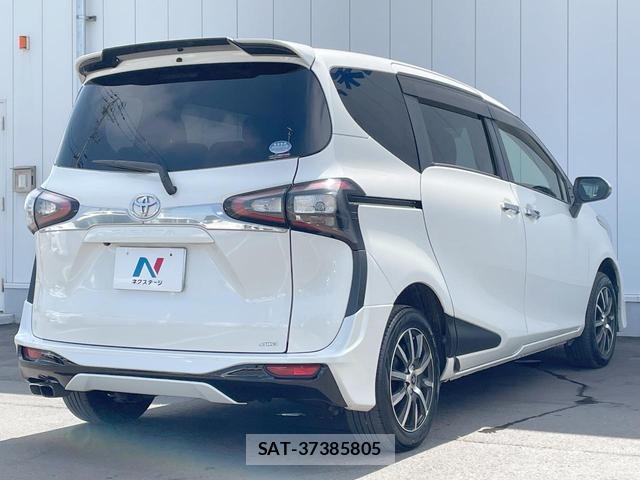 Toyota SIENTA 2015-10 8652538-17