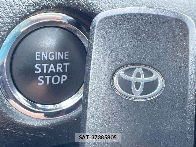 Toyota SIENTA 2015-10 8652538-7
