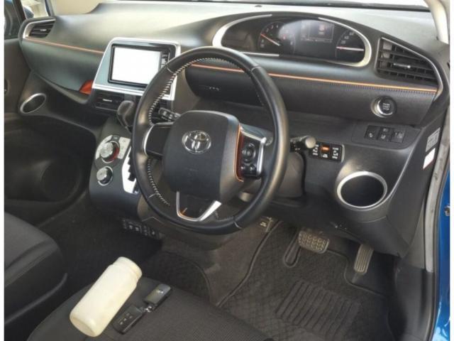 Toyota SIENTA 2018-09 8652659-2
