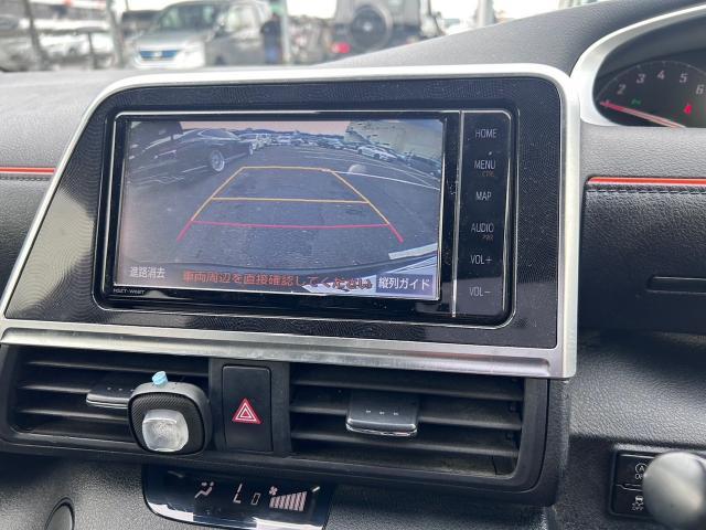 Toyota SIENTA 2021-05 8652804-10