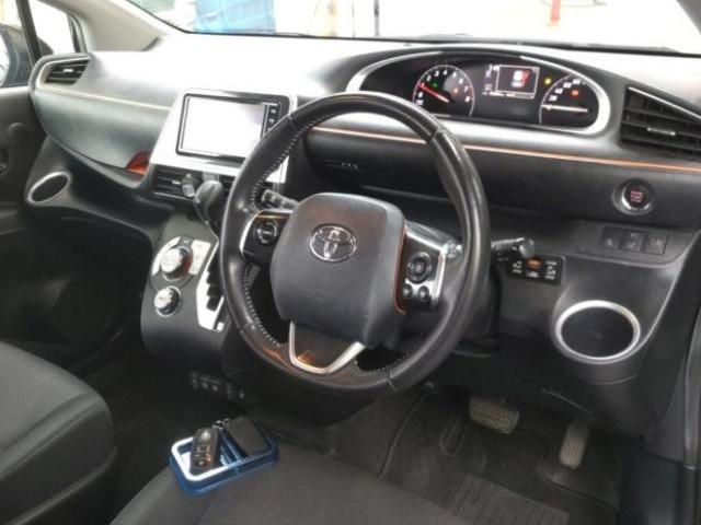 Toyota SIENTA 2021-05 8652804-2
