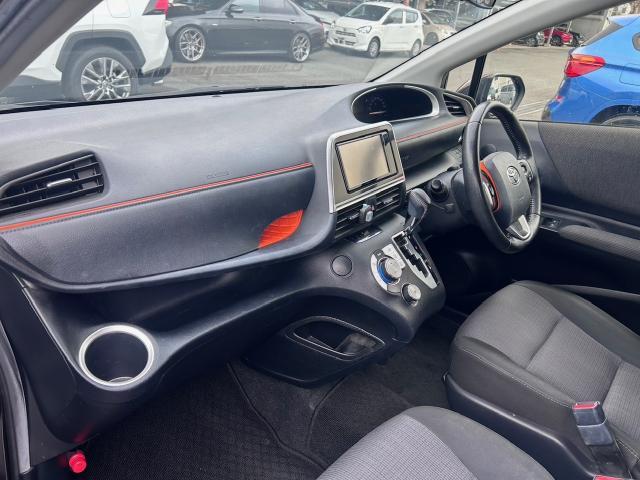 Toyota SIENTA 2021-05 8652804-9