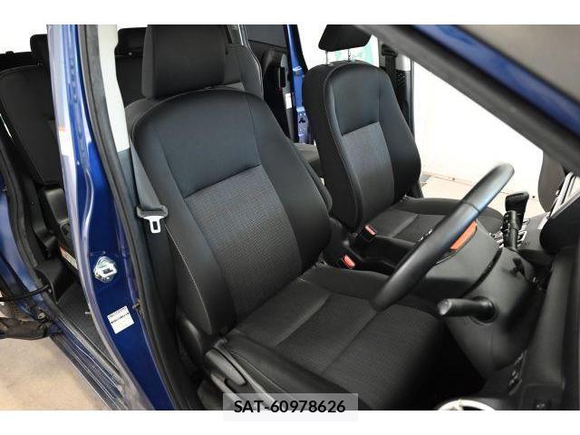 Toyota SIENTA 2021-07 8652891-6