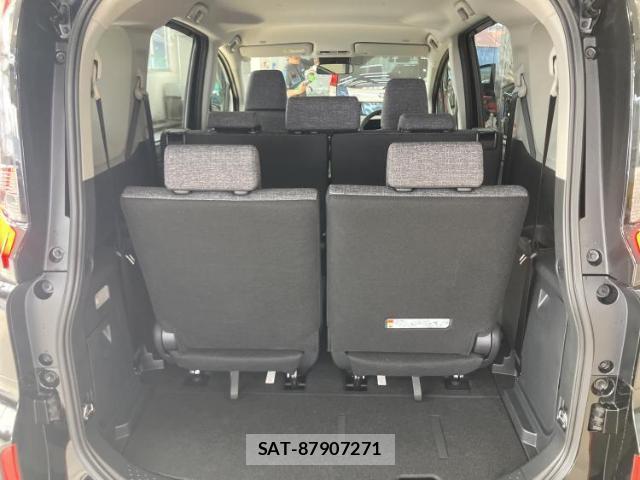 Toyota SIENTA 2026-03 8653122-7