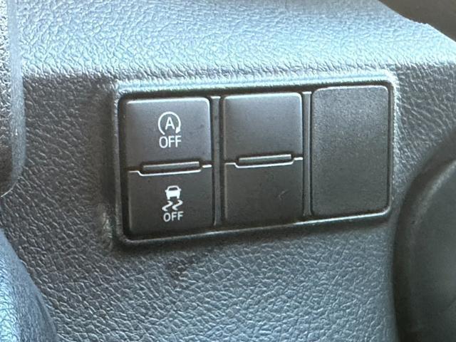Toyota SIENTA 2017-12 8653233-14