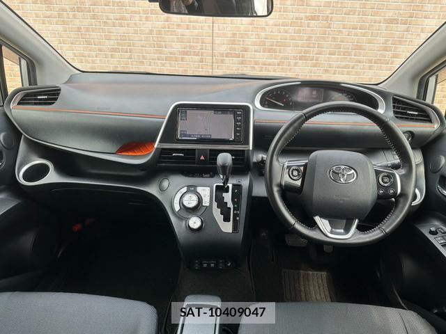 Toyota SIENTA 2019-05 8653234-5