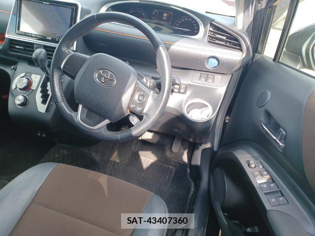 Toyota SIENTA 2019-08 8653430-2