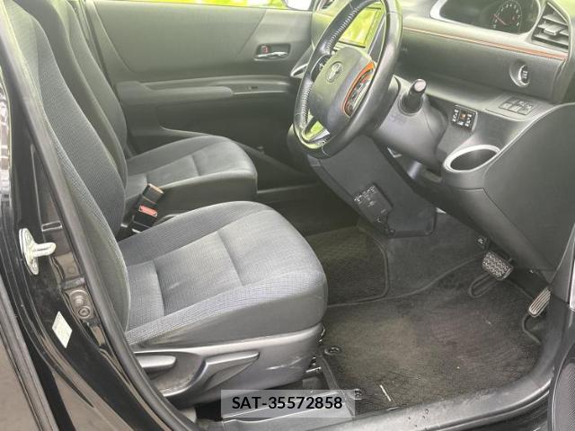 Toyota SIENTA 2017-07 8653453-3
