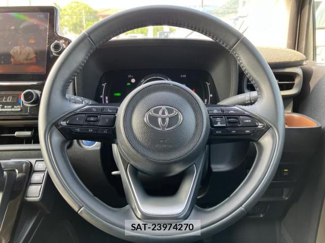 Toyota SIENTA 2023-07 8653493-15
