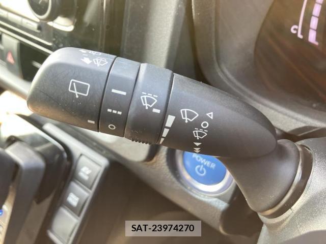 Toyota SIENTA 2023-07 8653493-17