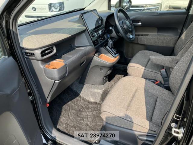 Toyota SIENTA 2023-07 8653493-6