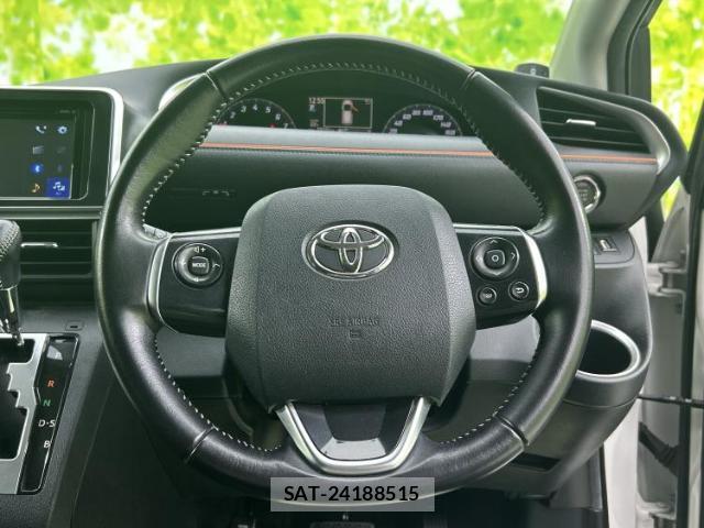 Toyota SIENTA 2016-06 8653571-12
