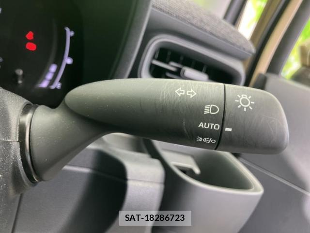 Toyota SIENTA 2024-07 8653638-15