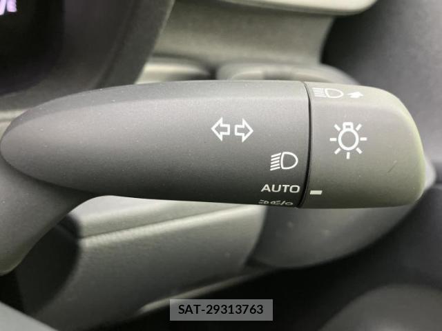 Toyota SIENTA 2026-03 8653675-15