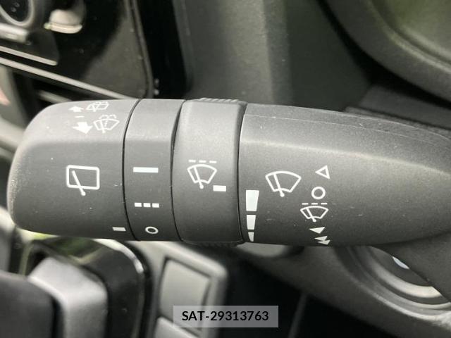 Toyota SIENTA 2026-03 8653675-16