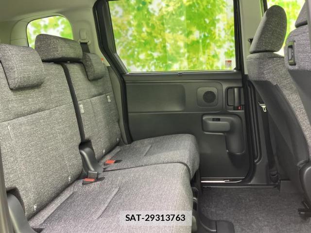 Toyota SIENTA 2026-03 8653675-4