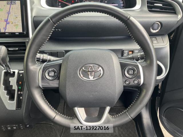 Toyota SIENTA 2020-10 8653694-13
