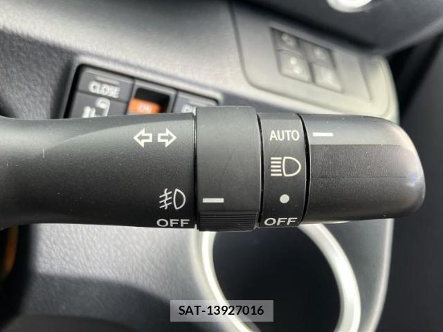 Toyota SIENTA 2020-10 8653694-14