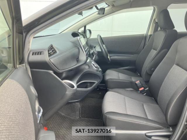 Toyota SIENTA 2020-10 8653694-5