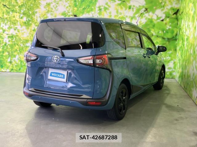 Toyota SIENTA 2022-02 8653725-2