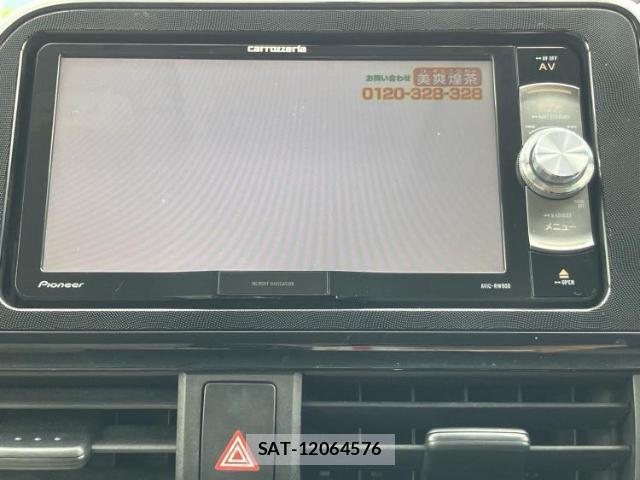 Toyota SIENTA 2016-10 8653809-11