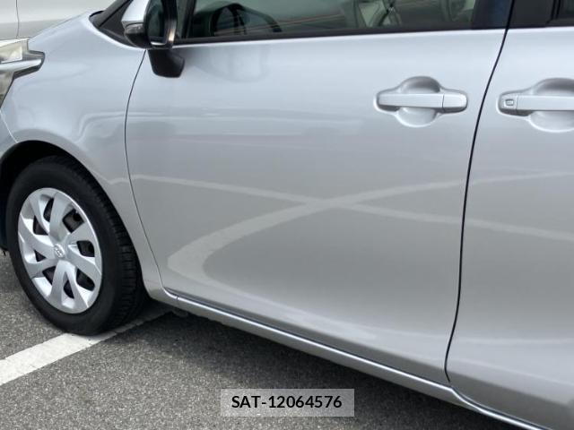 Toyota SIENTA 2016-10 8653809-5