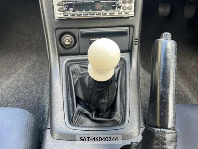 Nissan SKYLINE 1990-04 8652373-12