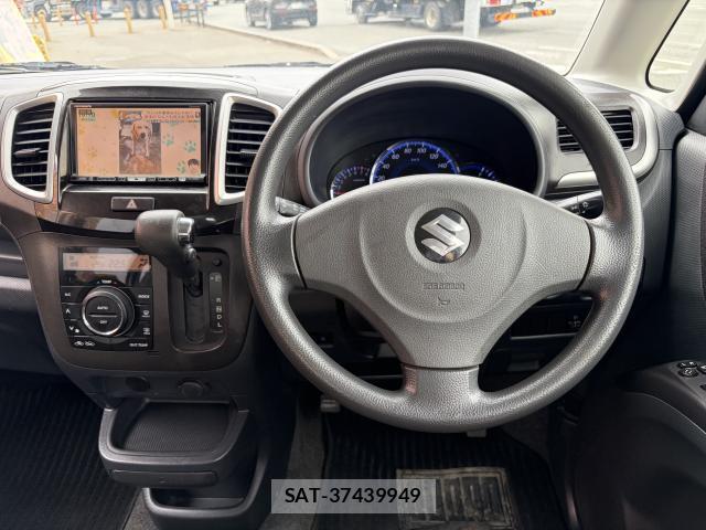 Suzuki SOLIO 2011-09 8647123-4