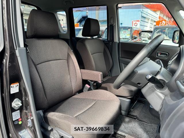 Suzuki SOLIO 2011-10 8647276-11