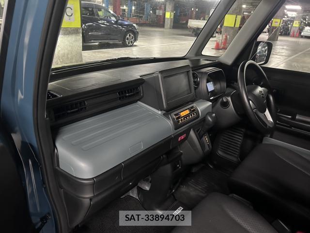 Suzuki SPACIA 2022-08 8652822-9