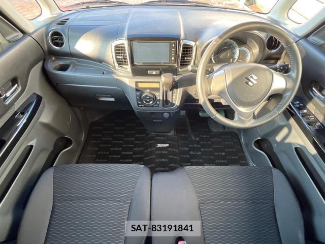 Suzuki SPACIA 2013-09 8647335-1