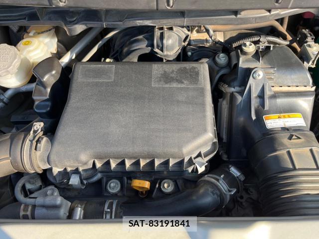 Suzuki SPACIA 2013-09 8647335-17