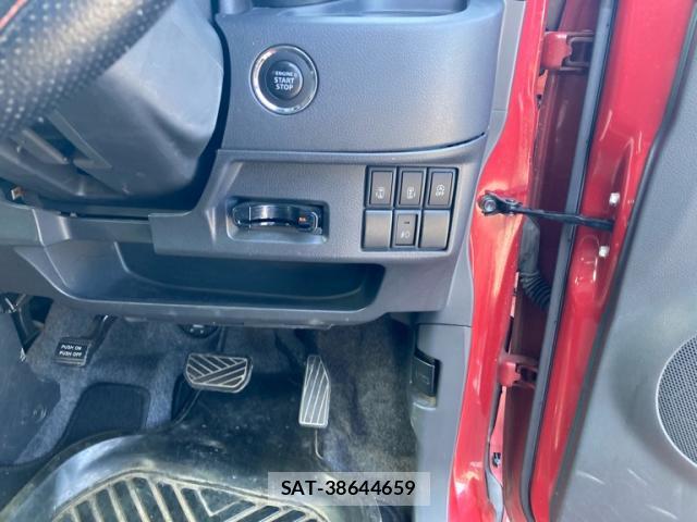 Suzuki SPACIA 2013-08 8648485-14