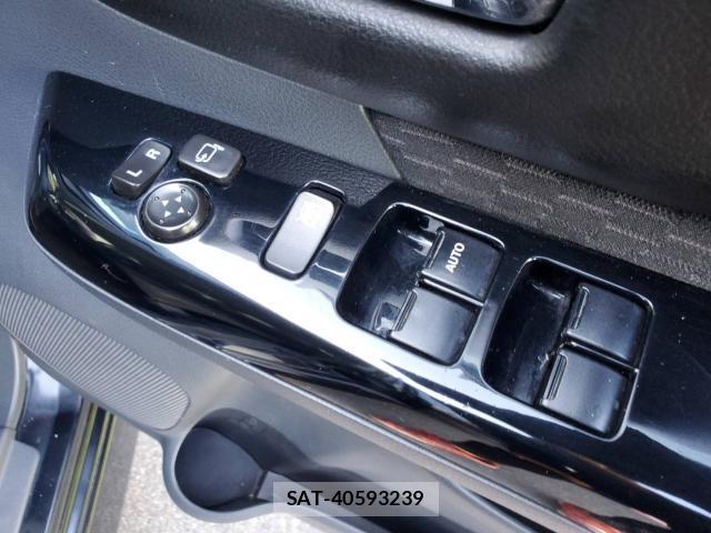 Suzuki SPACIA 2014-04 8648694-15