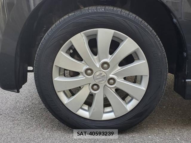Suzuki SPACIA 2014-04 8648694-19