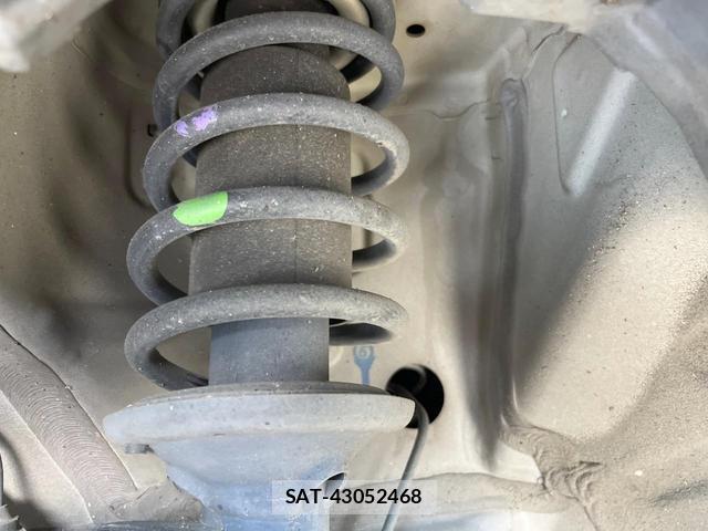 Suzuki SPACIA 2015-11 8648841-19